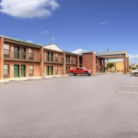 Americas Best Value Inn & Suites - Little Rock - Maumelle Exterior foto